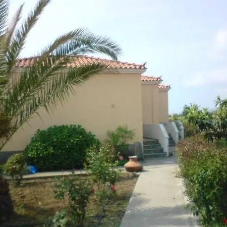 Anna Daniil Oasi Studios Skala Kallonis Lesvos Buitenkant foto